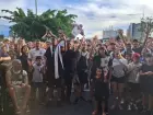 Supercopa Rei: torcida faz festa na porta de hotel do Corinthians antes de final com Flamengo
