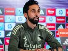 Álvaro Arbeloa é apresentado como novo técnico do Real Madrid e comanda primeiro treino no clube.