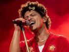 Bruno Mars volta ao Grammy como atração e indicado em três categorias da edição de 2026.
