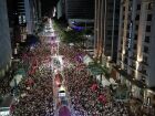 Público acompanha shows e fogos silenciosos durante a virada do ano na Avenida Paulista, em São Paulo