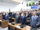 Na Sessão Solene de instalação da 4ª Sessão Legislativa da 12ª Legislatura, representantes de blocos ocuparam tribuna  