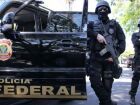 Polícia Federal cumpriu mandados em Santa Catarina na terceira fase da Operação Barco de Papel.