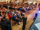Plateia lotada acompanha debates durante edição anterior do Congresso Internacional Autismo Sem Fronteiras, que reuniu profissionais do direito, da saúde, da educação e familiares em Mato Grosso do Sul.