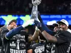 Jogadores do Seattle Seahawks comemoram a conquista Super Bowl LX