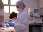 Laboratório da Polícia Científica de MS mantém certificação internacional e já soma 5.443 perfis genéticos cadastrados.