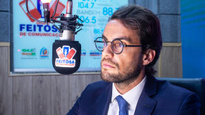 Thiago Melim Braga alerta que a crise na Venezuela já impacta o Brasil, especialmente pela crise humanitária e o aumento de migrantes na região de Roraima