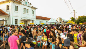 Bloco de carnaval na Esplanada Rodoviária nas últimas edições