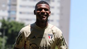 Robert Arboleda é hoje o quarto estrangeiro com mais jogos pelo clube paulista