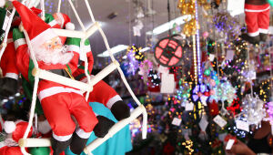 Comércio se prepara para o Natal