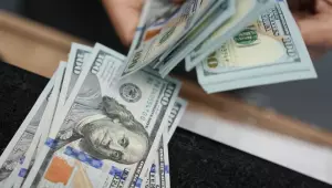 Dólar.