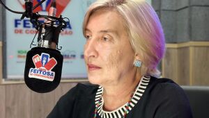 Maria do Carmo Avezani em entrevita ao Grupo Feitosa de Comunicação