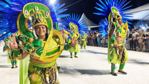 Carnaval de Campo Grande começa sexta-feira (28) com blocos de rua e desfiles das escolas de samba na Praça do Papa. Festas seguem até dia 8.