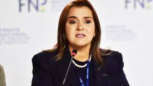 Prefeita Adriane Lopes determinou novas regras para agilizar serviço público