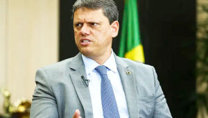 Tarcísio de Freitas lidera intenção de voto para o governo de São Paulo, segundo Paraná Pesquisas 