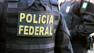 Polícia Federal cumpre mandados em operação contra rede de diplomas falsos em Campo Grande e Cassilândia
