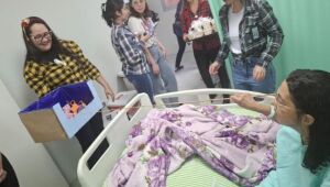 Festa junina no hospital mostra como o Arraiá da Clínica leva carinho e acolhimento aos pacientes 