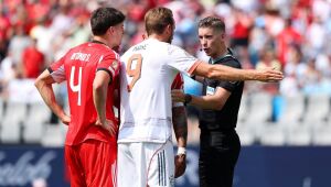 Francois Letexier trabalhou em Benfica x Bayern de Munique no Mundial de Clubes. 