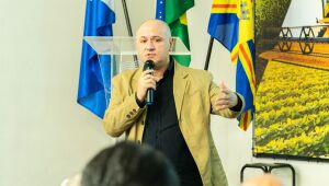 O representante da Energisa, Dian Cleiton de Brito