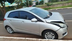 Colisão traseira entre dois veículos é registrada na Fábio Zahran, em Campo Grande