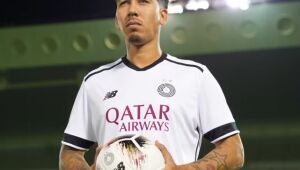 Roberto Firmino é reforço do Al-Sadd, do Catar