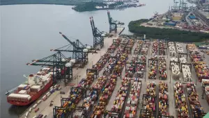 Ministério revisa para baixo projeção de superávit comercial