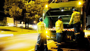 Fiems garante 30 dias para empresas se adaptarem à suspensão da coleta de lixo em Campo Grande, evitando impactos imediatos.