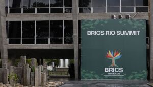 Sanções unilaterais prejudicam direitos humanos, dizem Brics