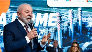 Lula na inauguração da Usina Termelétrica GNA II, no Porto do Açu. em São João da Barra (RJ), nesta segunda-feira, 28