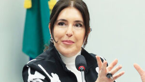 Ministra Simone Tebet estuda disputar Senado por SP em 2026 com apoio de Lula, diante da resistência do MDB em Mato Grosso do Sul.
