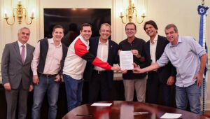 Flamengo e Prefeitura do Rio assinam termo de compromisso que garante a continuidade do projeto do novo estádio no Gasômetro