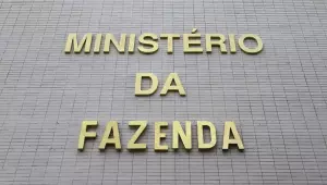 CMN ajusta resolução sobre linhas de crédito para empresas afetadas por tarifaço dos EUA.