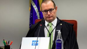 Ministro Cristiano Zanin é o relator da ação que questiona especificamente a aplicação da Lei Magnitsky pelos bancos.