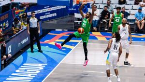 Seleção masculina de basquete vira contra Bahamas e avança às quartas da Americup.