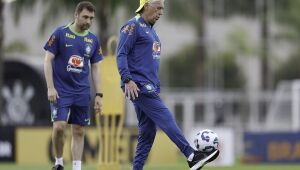 Ancelotti faz 'mistério' sobre escalação do Brasil para despedida na Bolívia das Eliminatórias