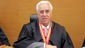 O desembargador Fernando Mauro Moreira Marinho, vice-presidente do Tribunal de Justiça de Mato Grosso do Sul, que se aposentou nesta terça-feira (16).