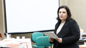 Juíza Katy Braun alerta que crimes sexuais contra crianças exigem mais que punição: 'sem tratamento, o risco de reincidência é alto'