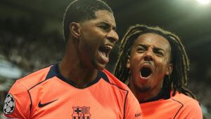 Marcus Rashford marcou duas vezes na vitória do Barcelona.