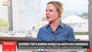 Gleisi Hoffmann disse que governo vai atuar para impedir votação de urgência da anistia aos condenados de 8 de janeiro