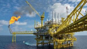 Queda nos preços do petróleo reflete aumento inesperado dos estoques nos EUA e expectativa por reunião da Opep+.
