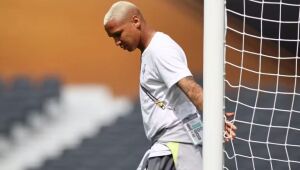 Deyverson em ação pelo Atlético-MG; negociação com Cuiabá gera disputa financeira