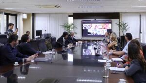 TJMS e Prefeitura de Campo Grande discutem alternativas para famílias em ocupações irregulares