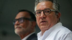 Ministro Alexandre Padilha durante anúncio de mudanças no Cartão SUS
