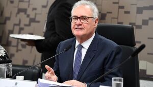 Renan Calheiros assume relatoria e articula projeto no Senado para ampliar isenção do Imposto de Renda
