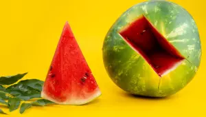 Casca de melancia realmente tem vários compostos interessantes para a saúde, mas benefícios do chá ainda não são confirmados pela ciência