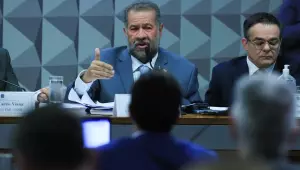 Lupi afirma que governo acompanhava denúncias, mas não tinha dimensão das fraudes no INSS.