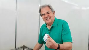 Waldemir Moka durante convenção do MDB em Campo Grande. Ex-senador será reconduzido à presidência do partido em Mato Grosso do Sul para o biênio 2025-2027.