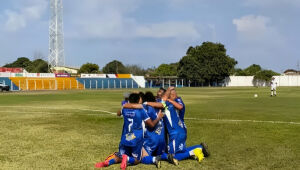 Azulão vence por 3 a 0 e mantém viva a luta pelo acesso na Série B do Estadual 2025.