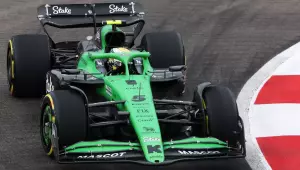 Borboleto reconhece dificuldade nos EUA: 'Primeira vez que não estou confortável com o carro'