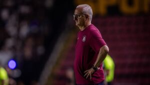 Dorival Jr. elogia consistência defensiva do Corinthians: 'Muitas partidas sem gols sofridos'