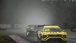 De 22º a 3º: Fraga arrisca em pista molhada de Campo Grande e retoma liderança